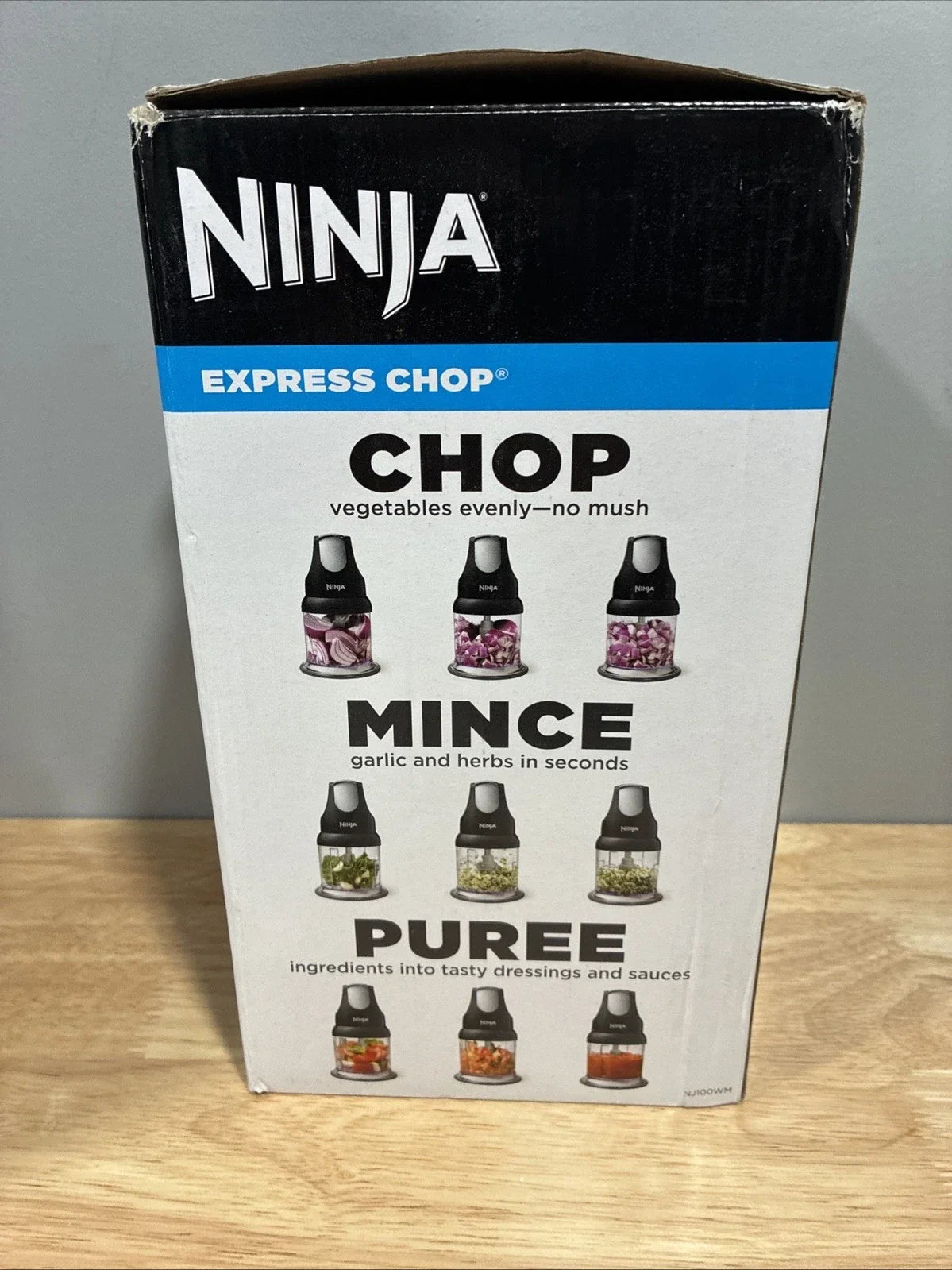 Ninja Food Chopper Express Chop, 16-Ounce Bowl for Mincing NJ100GR Open Box